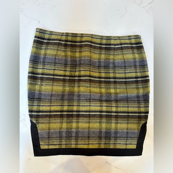 L.A.M.B. Wool Skirt Size 4, Green Plaid - Picture 2 of 5